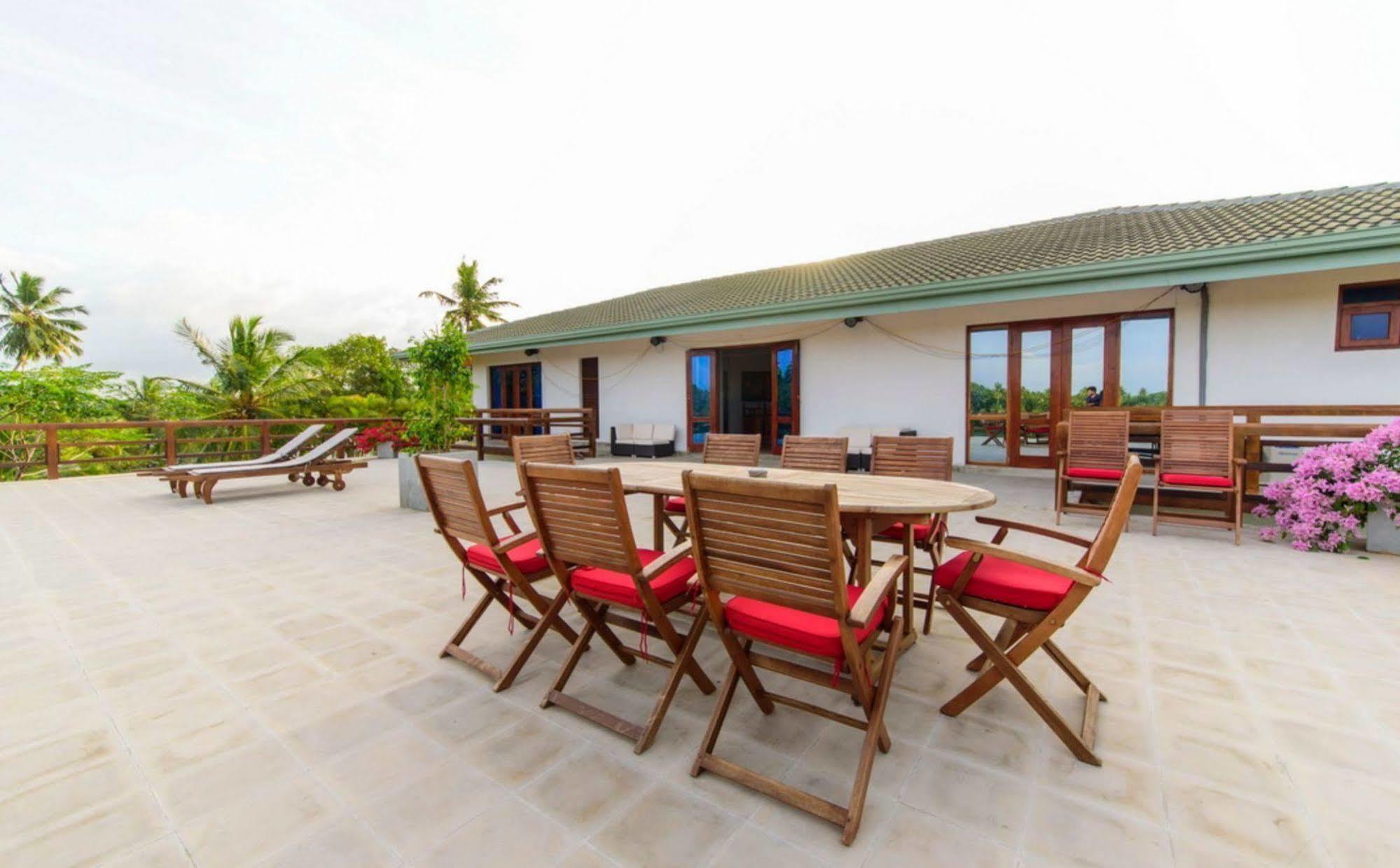 Hikka Hide Villa Хіккадува Екстер'єр фото