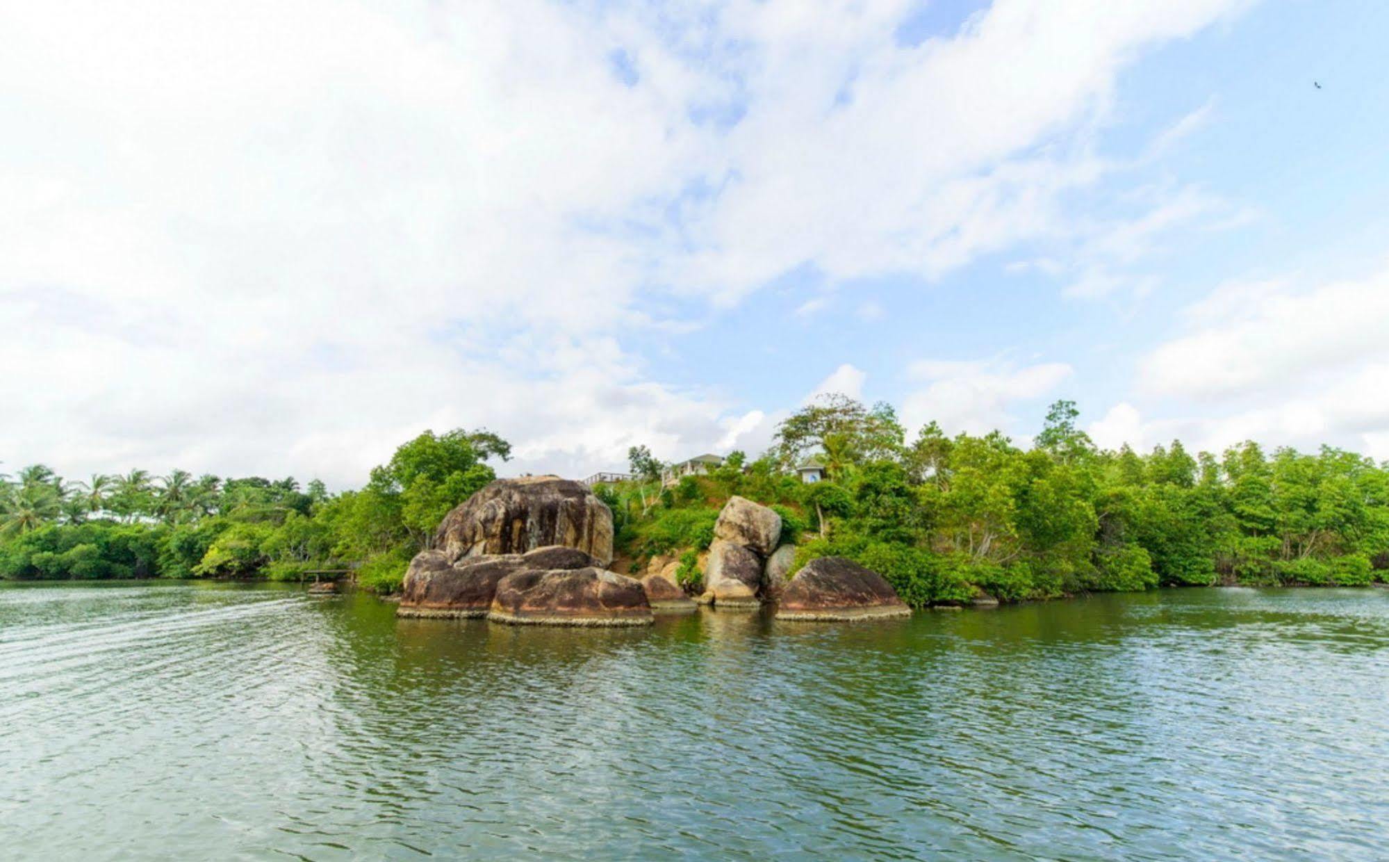 Hikka Hide Villa Хіккадува Екстер'єр фото